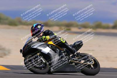 media/Oct-08-2022-SoCal Trackdays (Sat) [[1fc3beec89]]/Turn 16 (125pm)/